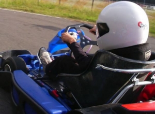  Pista de karting infantil 